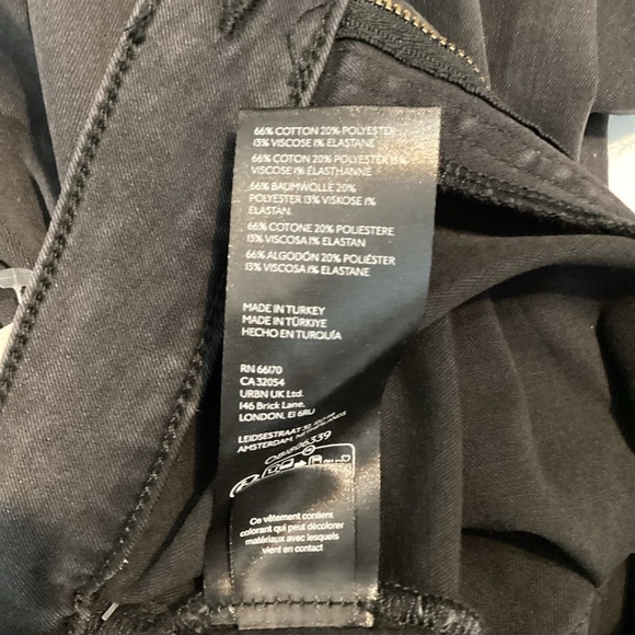 Free People We The Free Just Float On High Rise Flare Jeans Size 25 Washed Black - Picture 7 of 7